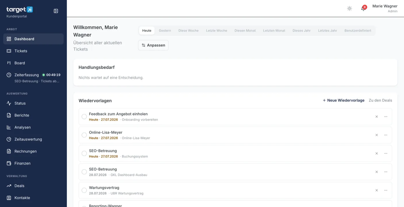 Dashboard des Kundenportals im Browser: Handlungsbedarf, Wiedervorlagen und Tickets